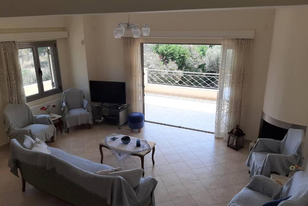 Seaside Villa Andronikos Amarynthos Dış mekan fotoğraf